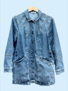Women’s Plus Size Lane Bryant  | Size 18 |Denim Button-Up Shacket.